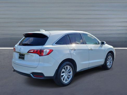 Used 2017 Acura RDX FWD image 3