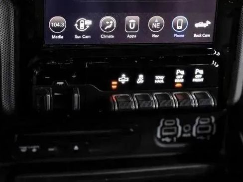 Used 2019 RAM 1500 Limited w/ Advanced Safety Group AWD/4WD image 32