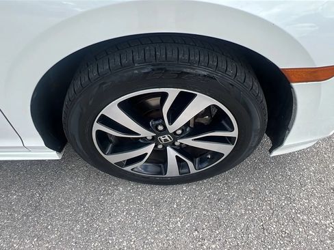 Used 2018 Honda Odyssey Elite image 35