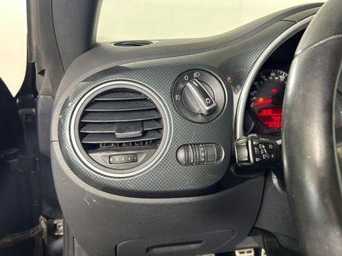 Used 2012 Volkswagen Beetle 2.0T FWD image 18