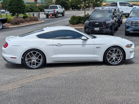 Used 2020 Ford Mustang GT Premium RWD image 8