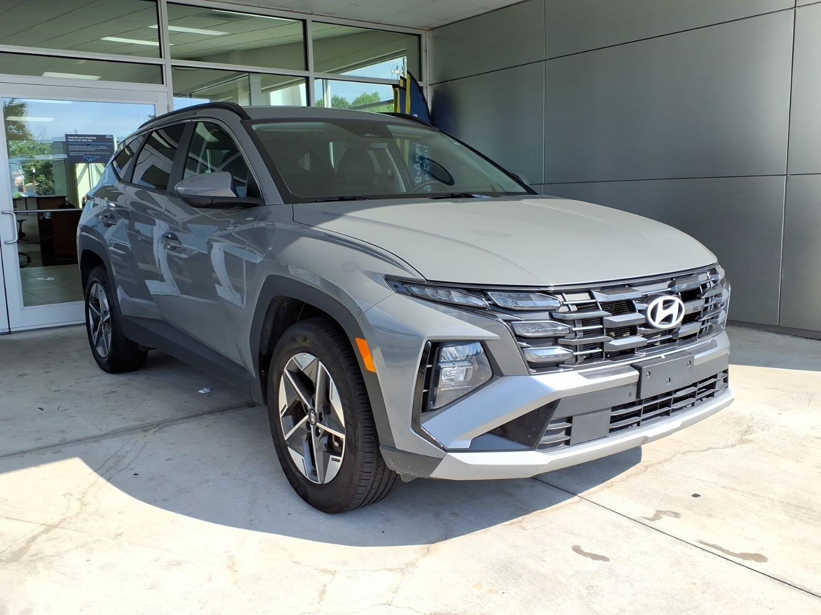 Used 2025 Hyundai Tucson SEL AWD/4WD image 1
