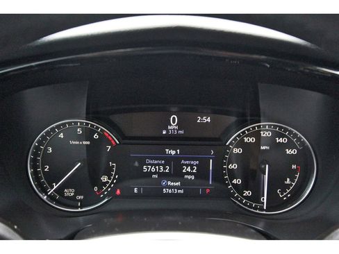 Used 2022 Cadillac XT5 Luxury image 8