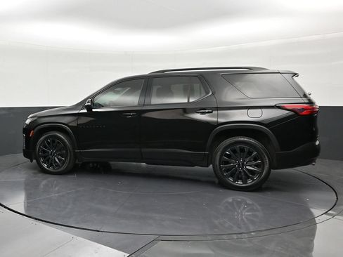 Used 2024 Chevrolet Traverse RS FWD image 2