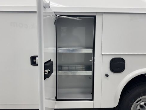 New 2026 Chevrolet Express 3500 w/ Power Convenience Package image 22