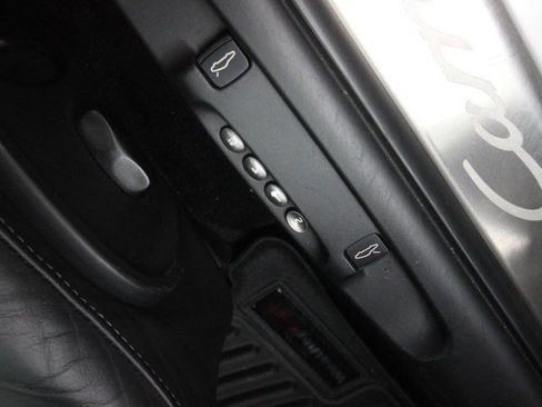 Used 2004 Porsche 911 Carrera 4S image 15