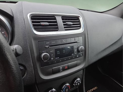 Used 2014 Dodge Avenger SE image 15
