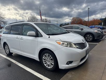 Used 2014 Toyota Sienna XLE