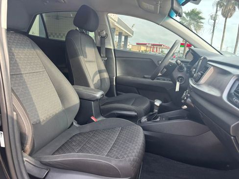 Used 2019 Kia Rio S FWD image 11
