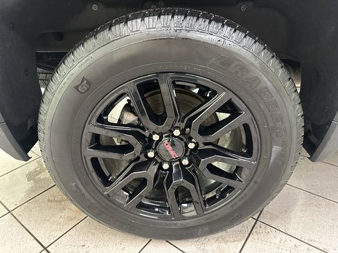 Used 2023 GMC Sierra 1500 Pro w/ Graphite Edition image 18