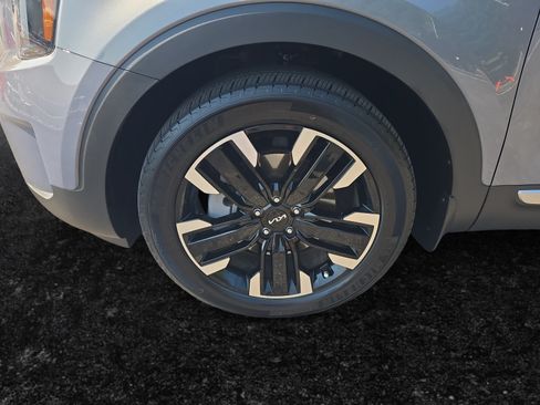 Used 2025 Kia Telluride SX Prestige AWD/4WD image 9