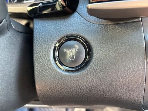 Used 2025 Toyota Camry XSE FWD image 20