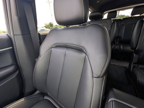 New 2025 Jeep Grand Cherokee L Limited image 12