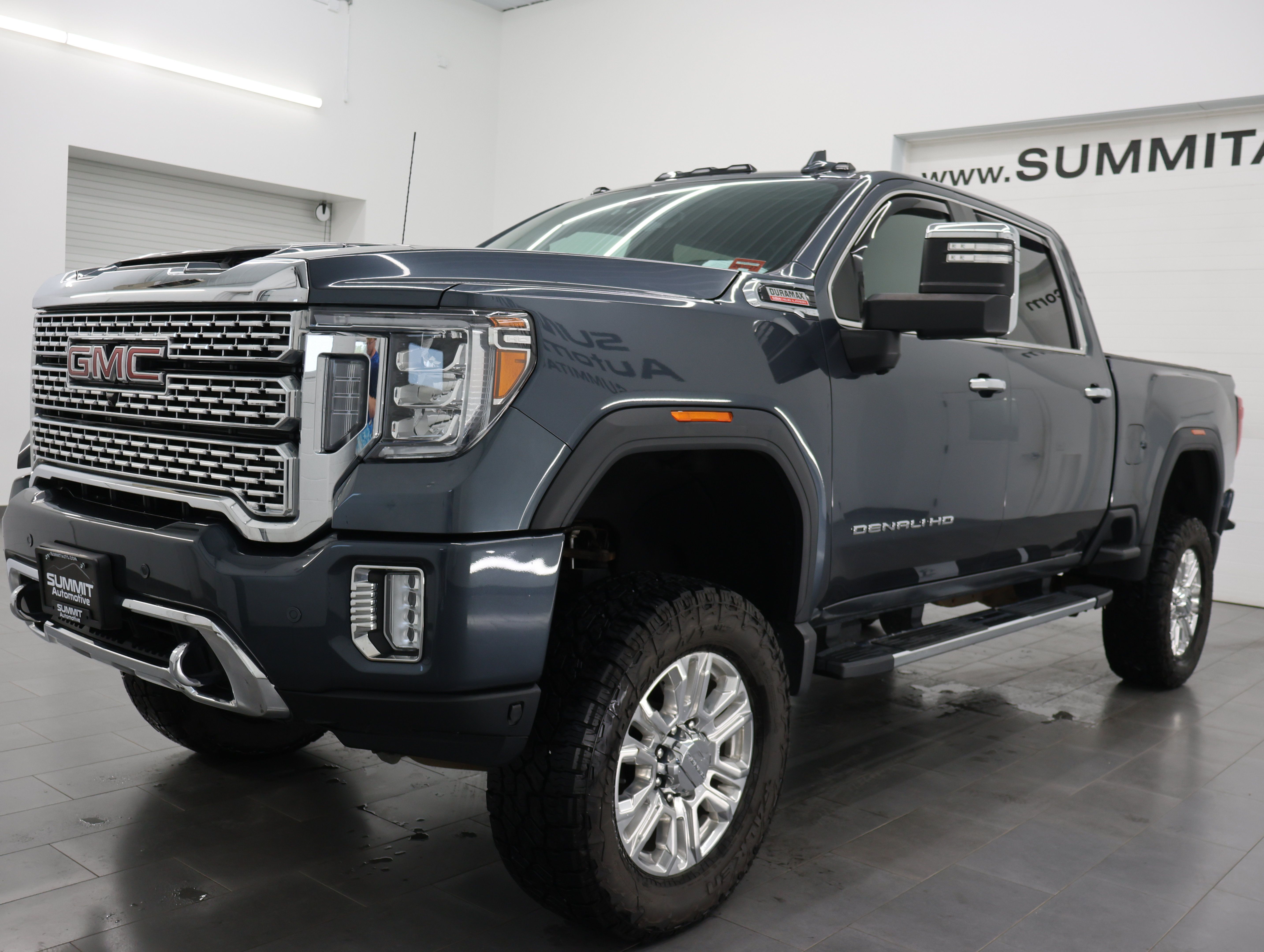 Used 2020 GMC Sierra 2500 Denali w/ Denali Ultimate Package AWD/4WD image 7