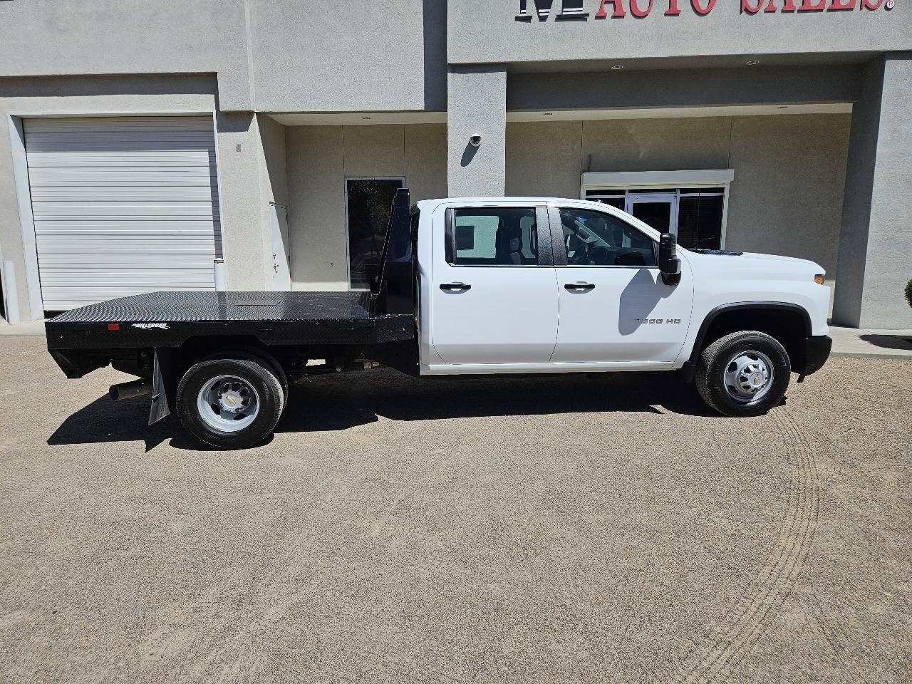 Used 2026 Chevrolet Silverado 3500 W/T AWD/4WD image 6
