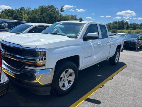 Used 2019 Chevrolet Silverado 1500 LD LT AWD/4WD image 1