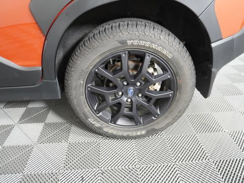 Certified 2024 Subaru Crosstrek 2.5i Wilderness w/ Crosstrek Mirror Package AWD/4WD image 18