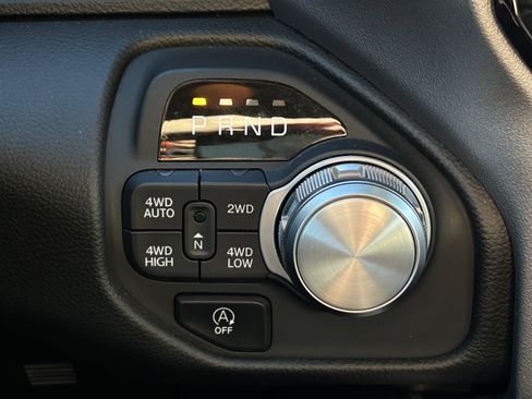 Certified 2025 RAM 1500 Laramie w/ Bed Utility Group image 26