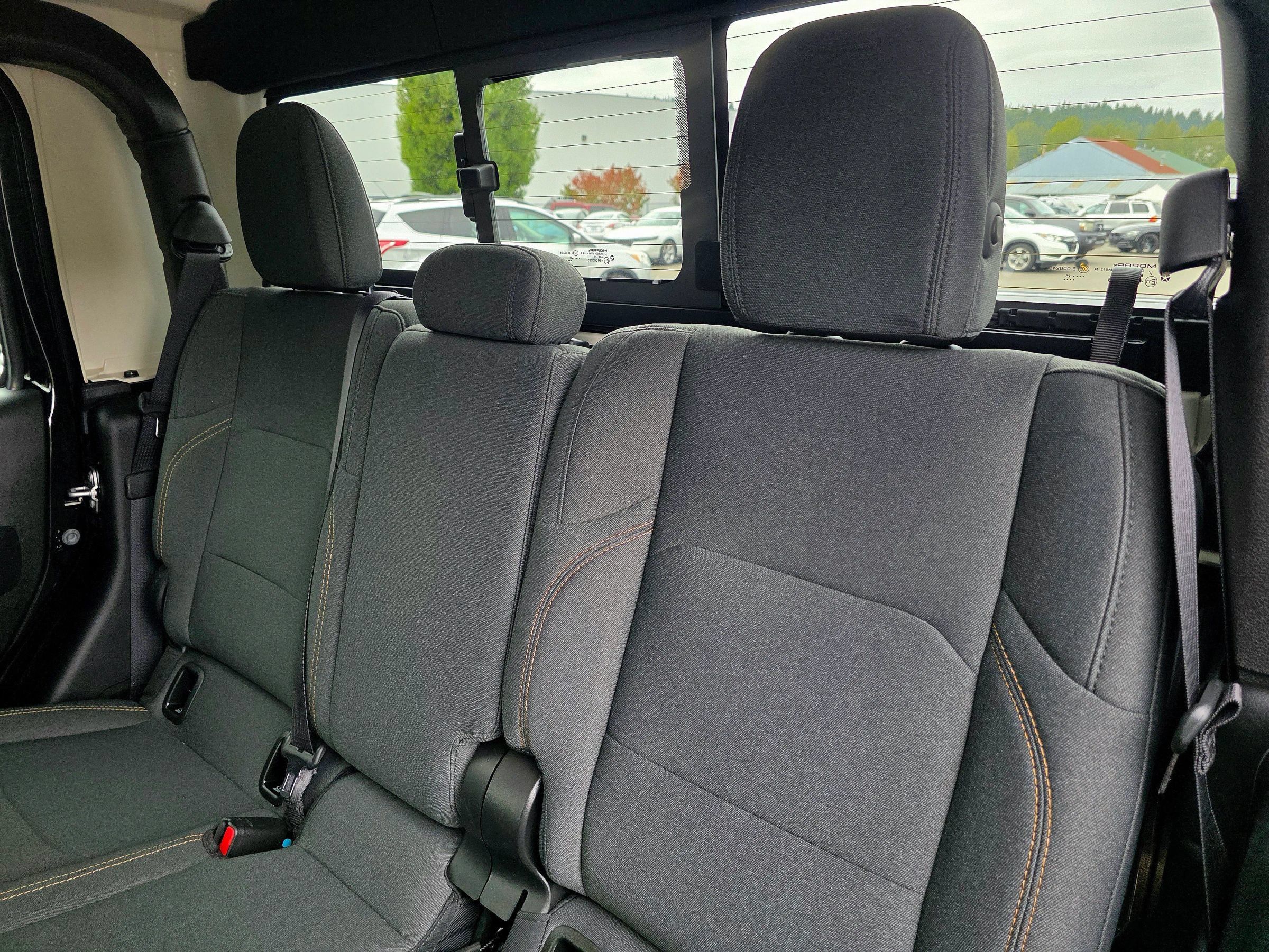 Used 2025 Jeep Gladiator Sport AWD/4WD image 62