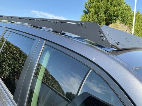 Used 2014 Toyota Land Cruiser image 9