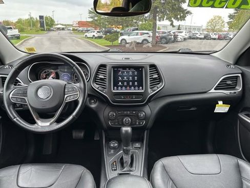 Used 2021 Jeep Cherokee Latitude Lux w/ Comfort/Convenience Group AWD/4WD image 14