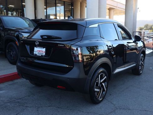 New 2026 Nissan Kicks SV image 4