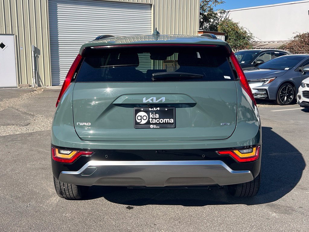Certified 2023 Kia Niro SX Touring FWD image 6