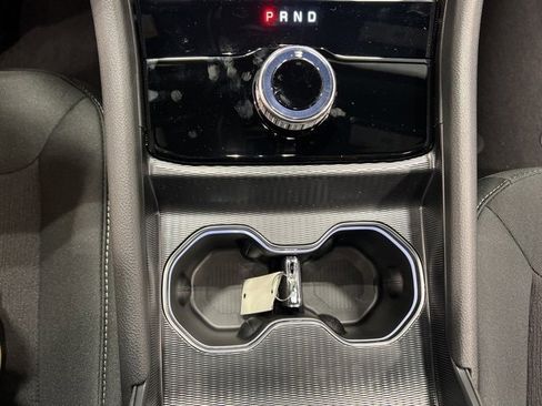 New 2025 Jeep Grand Cherokee Laredo X w/ Luxury Tech Group I image 17