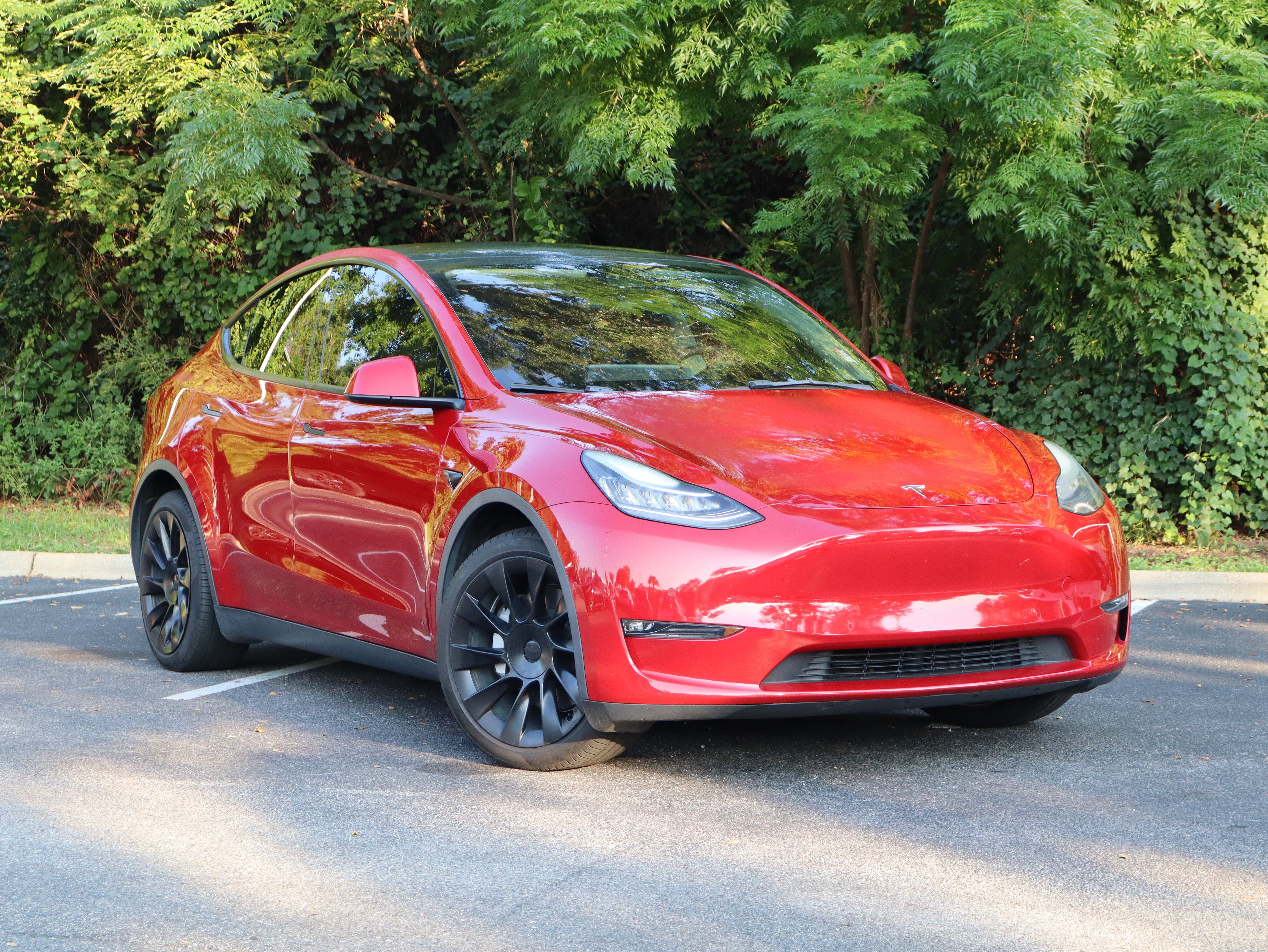 Used 2021 Tesla Model Y Long Range AWD/4WD image 2