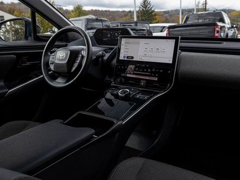 Used 2024 Toyota bZ4X XLE image 29