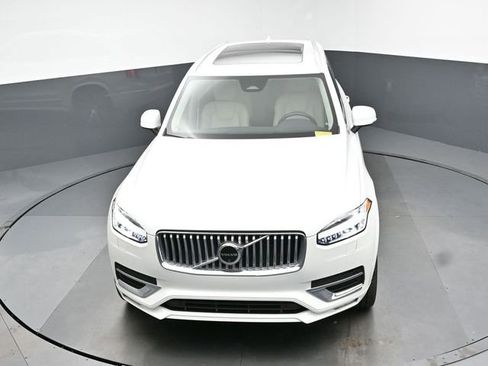 Used 2024 Volvo XC90 B6 Plus w/ Protection Package Premier image 18