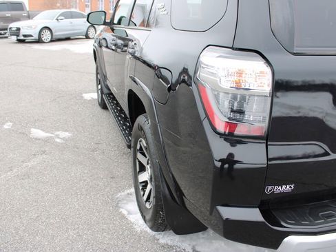 Used 2019 Toyota 4Runner TRD Off-Road image 46