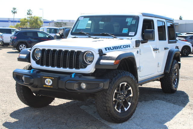 Used 2024 Jeep Wrangler Unlimited Rubicon 4xe AWD/4WD image 11