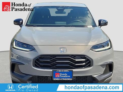 Certified 2025 Honda HR-V Sport image 5
