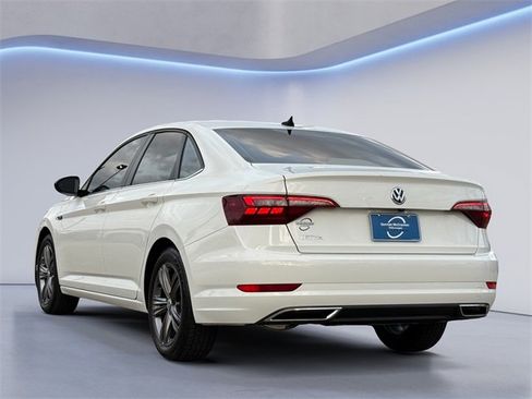 Used 2020 Volkswagen Jetta R-Line w/ R-Line Cold Weather Package image 6