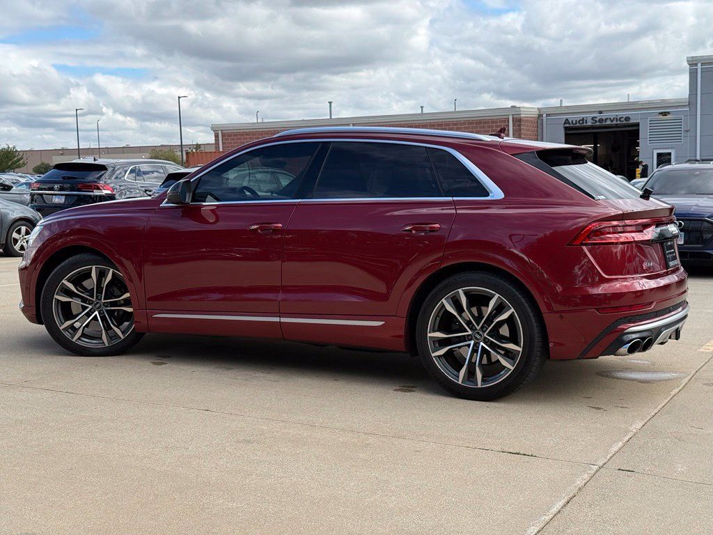 Used 2021 Audi SQ8 Prestige AWD/4WD image 3