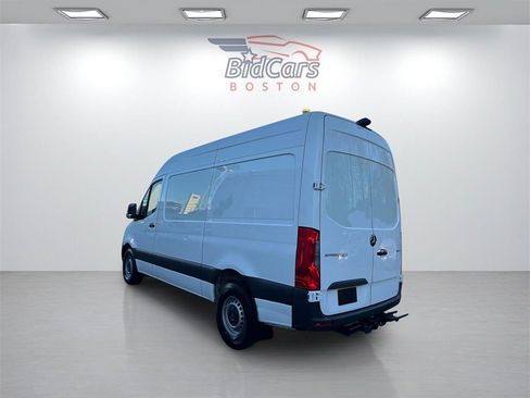 Used 2024 Mercedes-Benz Sprinter 144 Cargo w/ Acoustic Package image 6
