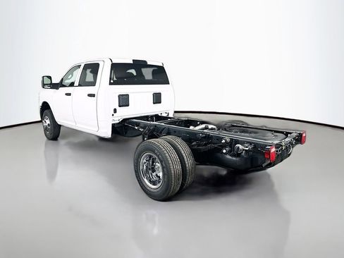 New 2026 RAM 3500 Tradesman w/ Chrome Appearance Group A AWD/4WD image 5