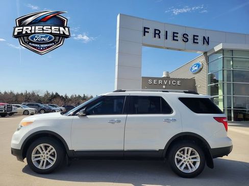 Used 2013 Ford Explorer XLT image 4
