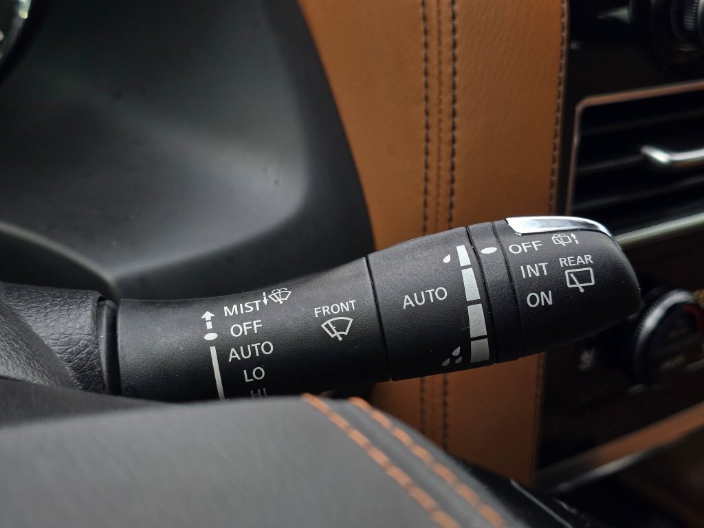 Used 2024 INFINITI QX80 Sensory w/ Cargo Package AWD/4WD image 46