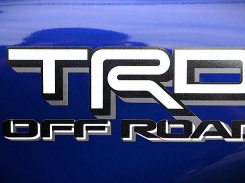 Used 2024 Toyota Tacoma TRD Off-Road w/ TRD Off Road Upgrade Package AWD/4WD image 34