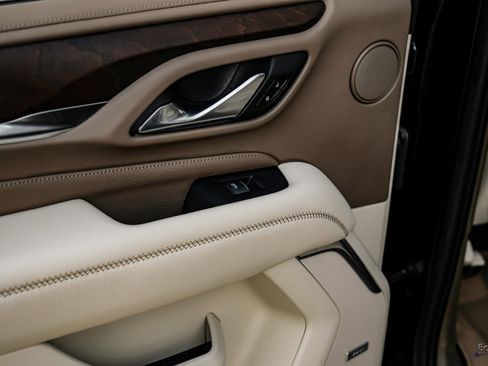 Used 2021 GMC Yukon Denali image 84