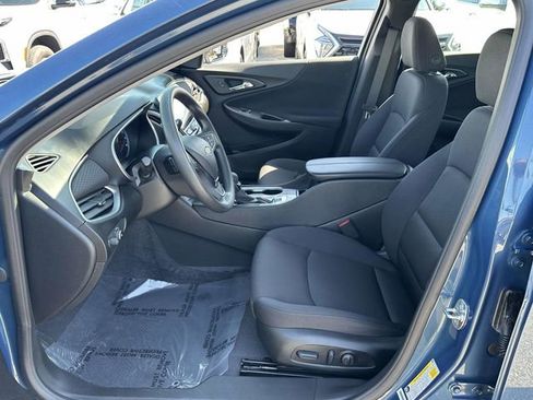 Used 2024 Chevrolet Malibu LT image 17