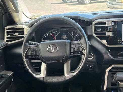 Used 2022 Toyota Tundra SR5 AWD/4WD image 25