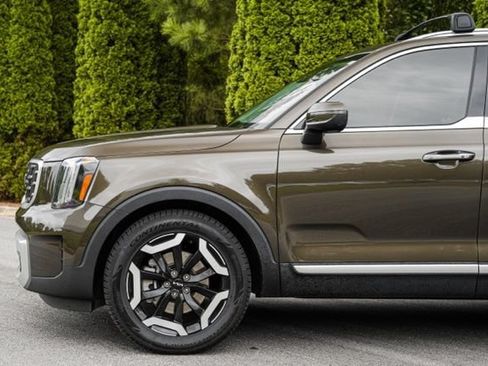 Used 2024 Kia Telluride S FWD image 10