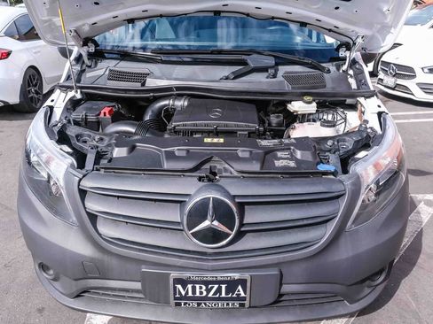 Used 2023 Mercedes-Benz Metris image 31