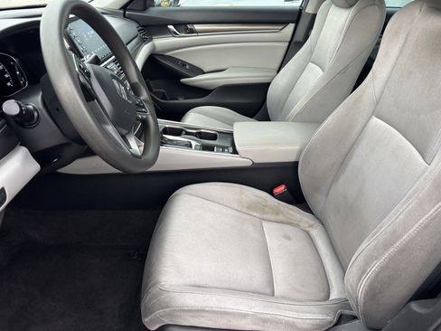 Used 2020 Honda Accord LX image 17