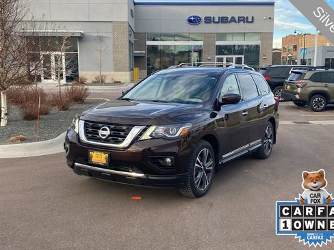 Used 2019 Nissan Pathfinder Platinum image 1