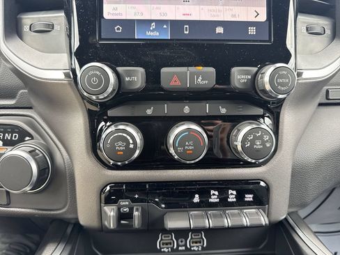 New 2026 RAM 1500 Big Horn AWD/4WD image 18