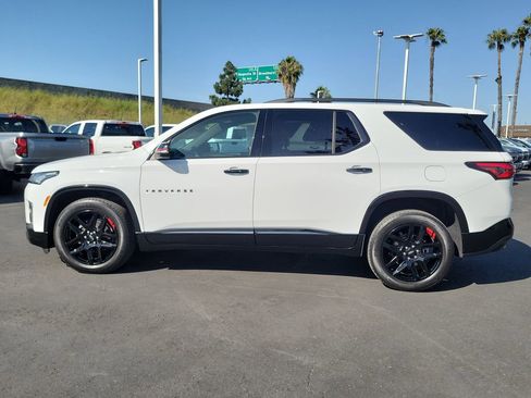 Used 2023 Chevrolet Traverse Premier w/ Redline Edition AWD/4WD image 33